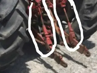 Søger  efter  lufte  arme  til ih traktor 