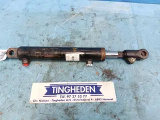 MacDon D60 Cylinder Højre 145237