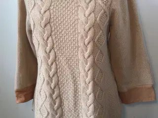 Baum u Pherdgarten, beige sweater, str S