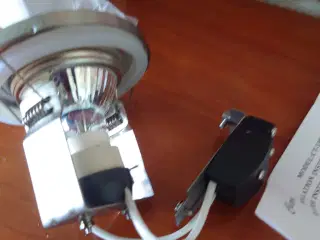 Lækkert spot med  GU10 - LED pære.