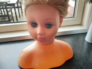 Sminkehoved /frisør