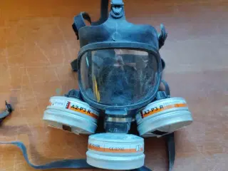 Helmaske