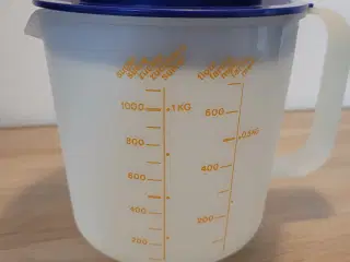 Tupperware mål og mix kande 