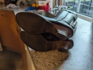 Rigtig fine Billi Bi støvler sælges