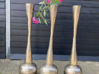 3 sølvlignende vaser