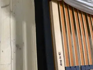 Sengeramme med lamelbund 