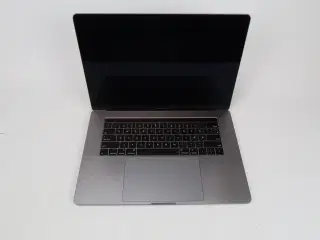 Apple Macbook Pro 15,4"