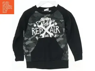 Sweatshirt med camouflagemønster fra VRS (str. 104)