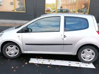 Sælger min super velholdte Renault Twingo fra 2011