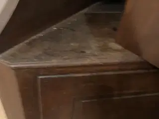 Hjørneskab egetræ 