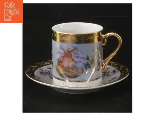 Porcelænskop med underkop (str. H 6 cm)