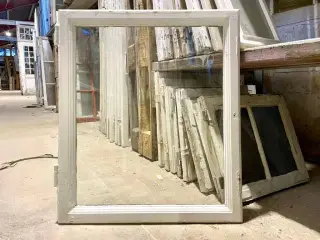 Smukt, trukket glas i forsatsramme