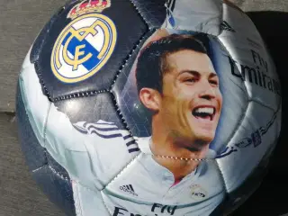 Fodbold, REAL MADRID C.F OFFICIAL LICENSED PRODUCT