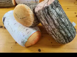 Puder i træstamme motiver