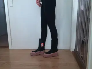 Sorte støvler helt nye