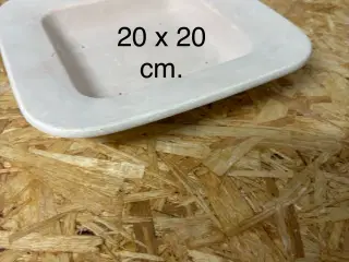 3 keramiske forme 20 x 20 cm.