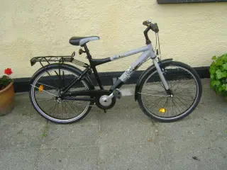 24" Mustang drenge cykel