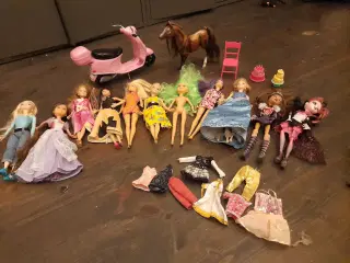 Barbie og monster high