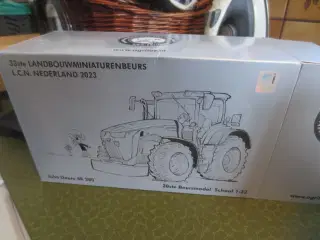 1 stk Ny John Deere 8R280
