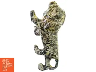 Kattedyrs figur (str. 28 x 13 cm)