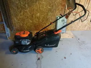 Plæneklipper, Adano T6 14,6cc