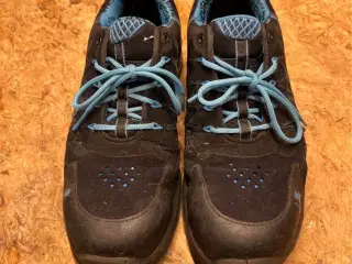 Sikkerhedssko str. 42