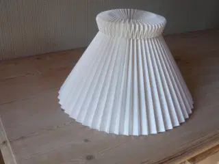 Le Klint 1/17 skærm - sender gerne