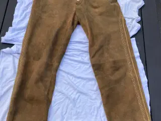Lederhosen af gedeskind, ægte bayriske, med bælte