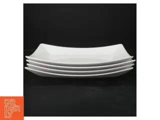Hvid rektangulære tallerkener fra IKEA (str. 4 styk. 28 x 21 cm)
