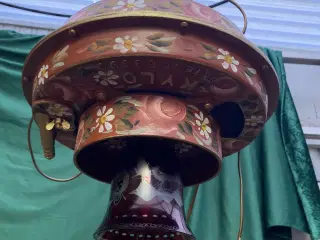 lampe lavet af gammel mælkekøler