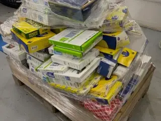 2 paller med Kabinefilter & luftfilter - Cirka 300 stk. - Kostpris 22.000 kr. ex. moms