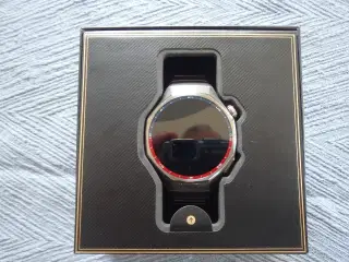 Nærmest ubrugt titanium HUAWEI WATCH GT 6 Pro 46 m