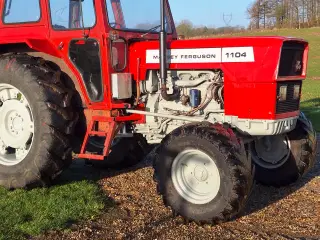 Ferguson 1104 