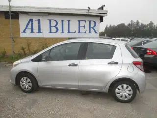 Toyota Yaris 1,0 VVT-i T1 Style