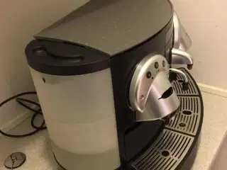 Nespresso maskine