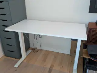 DPJ Workspace Hæve/Sænke Skrivebord Professional