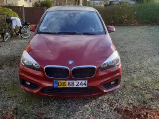 BMW 218d van 
