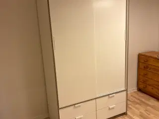 Ikea Trysil skab