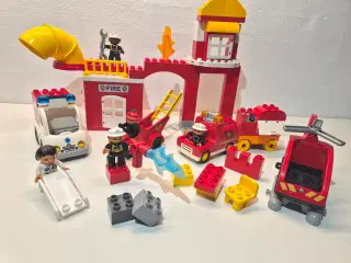 Duplo Brandstation, Ambulance med Blink og Lyd, He