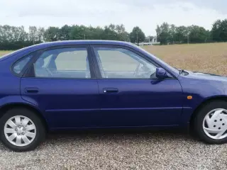 Toyota Corolla 1,3 LB MAN.