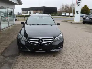 Mercedes E220 2,2 CDi Avantgarde stc.