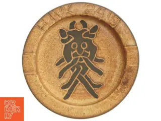 HAK Odins Maske Keramik fad (str. Ø. 26. cm)