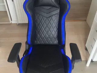 Gamerstol fra gear4u 