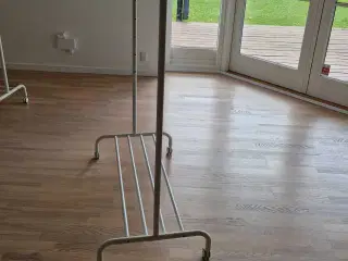 Bøjlestativ med hjul