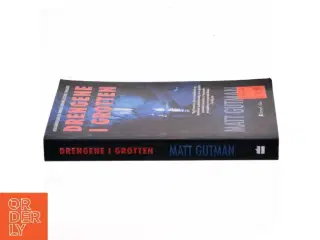 Drengene i grotten : beretningen om den umulige redningsaktion i Thailand af Matt Gutman (Bog)