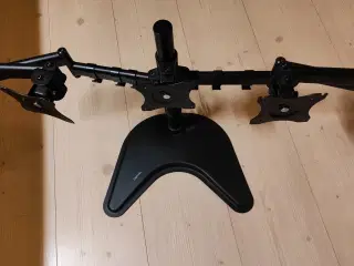 Triple Monitor Stand på fod, op til 3x27"