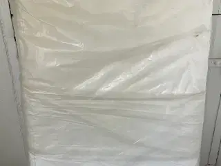 Madras til tremmeseng fra Ikea