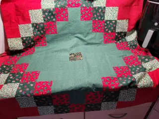 Patchwork juletræe tæppe helt nyt.