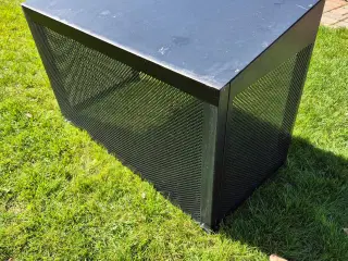 Varmepumpe skjuler 