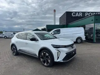 Renault Scenic E-Tech 87 Techno Van